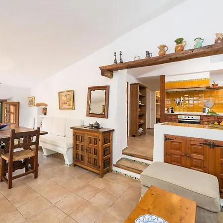 Tonet Villa *
